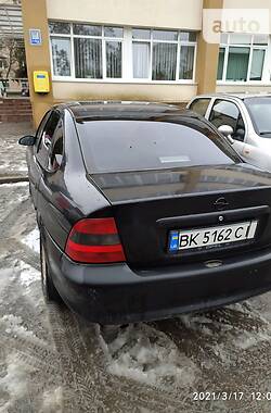 Седан Opel Vectra 1997 в Ровно