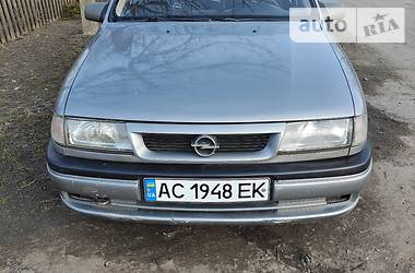 Седан Opel Vectra 1995 в Турийске