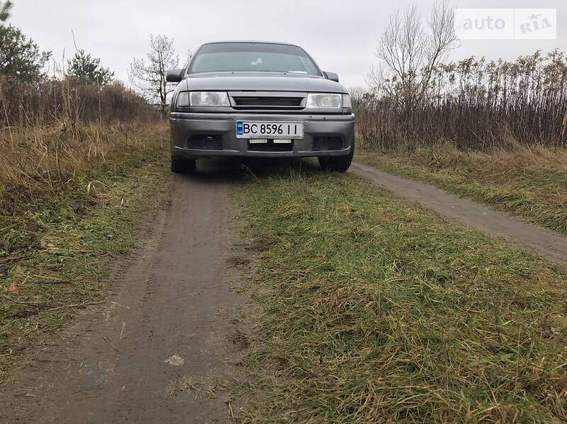 Седан Opel Vectra 1991 в Новояворовске фото 2 Седан Opel Vectra 1991 в Новояворовске
