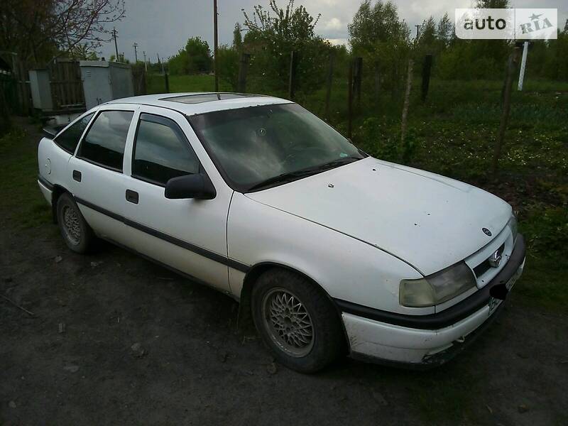 Хэтчбек Opel Vectra 1994 в 