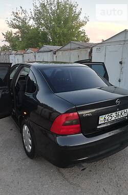 Седан Opel Vectra 2000 в Киеве