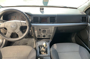 Седан Opel Vectra 2003 в Одессе