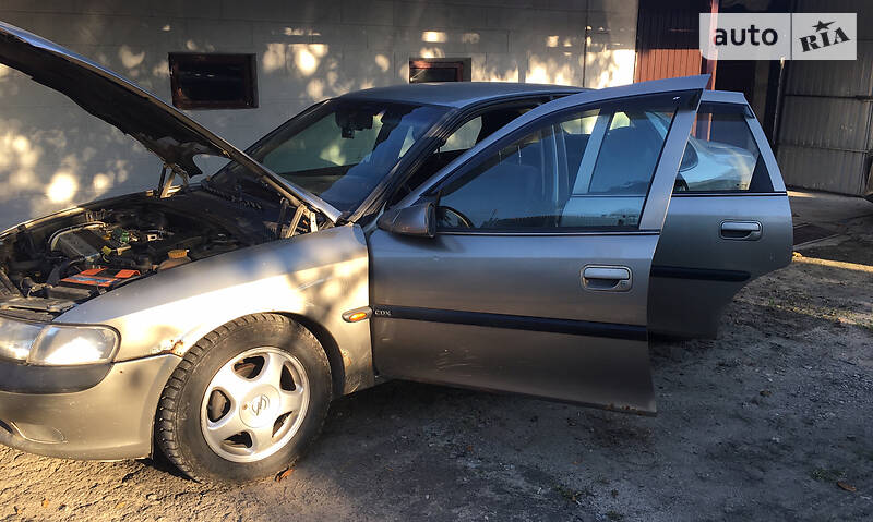 Седан Opel Vectra 1997 в Ланівці