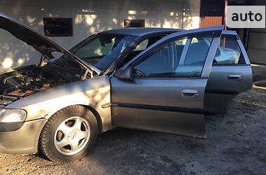 Седан Opel Vectra 1997 в 