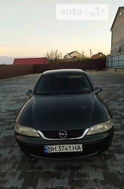 Седан Opel Vectra 1998 в Одесі