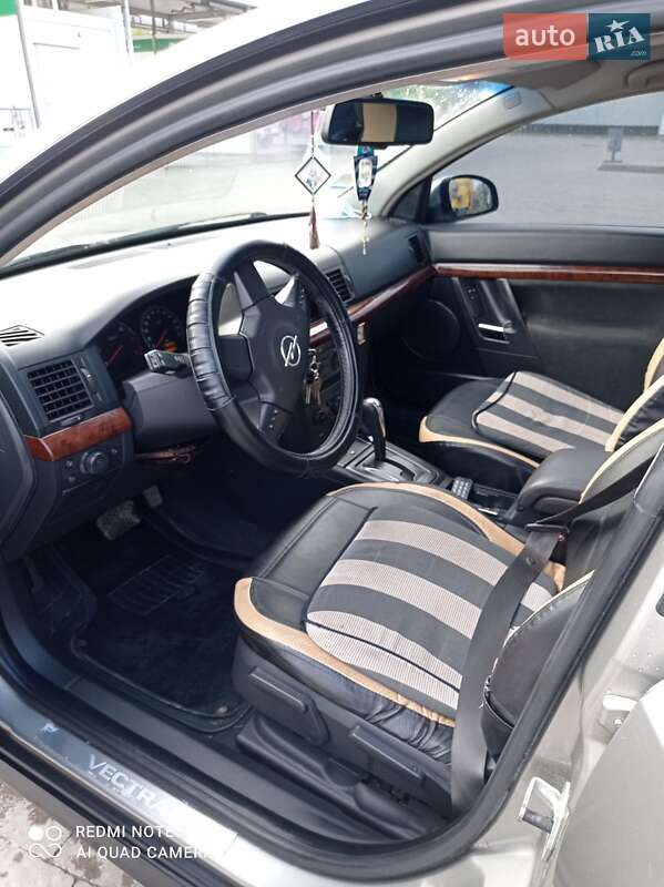 Седан Opel Vectra 2002 в Галиче