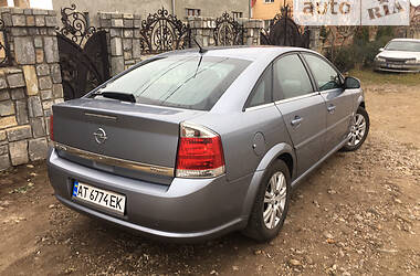 Лифтбек Opel Vectra 2006 в Ивано-Франковске