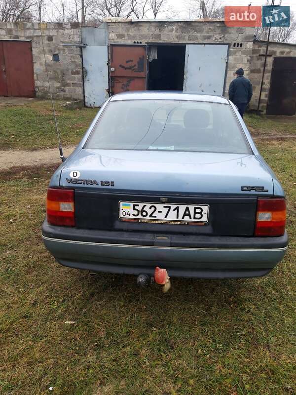 Седан Opel Vectra 1990 в Дніпрі