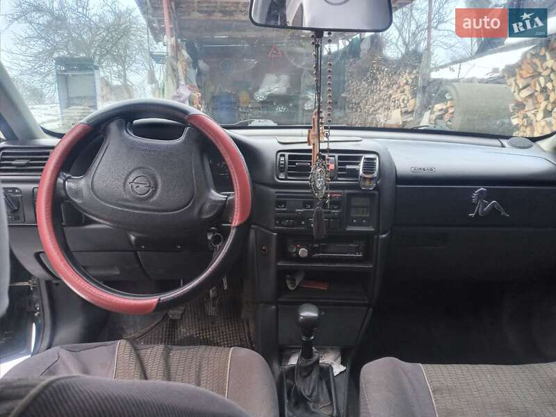 Седан Opel Vectra 1994 в Стрые