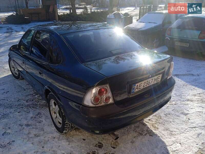 Седан Opel Vectra 1997 в Каменском