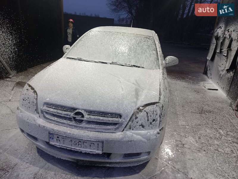 Седан Opel Vectra 2004 в Теребовле