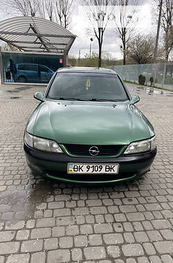 Седан Opel Vectra 1996 в Львові