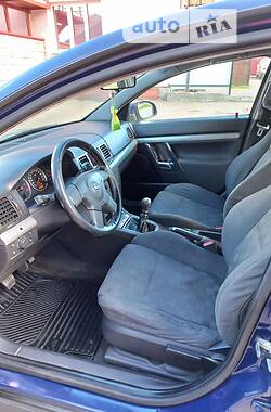 Седан Opel Vectra 2003 в 