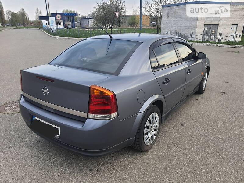 Седан Opel Vectra 2003 в Чернигове