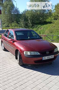 Седан Opel Vectra 1997 в Николаеве