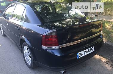 Седан Opel Vectra 2003 в Луцьку