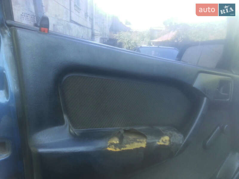 Седан Opel Vectra 1990 в Львове