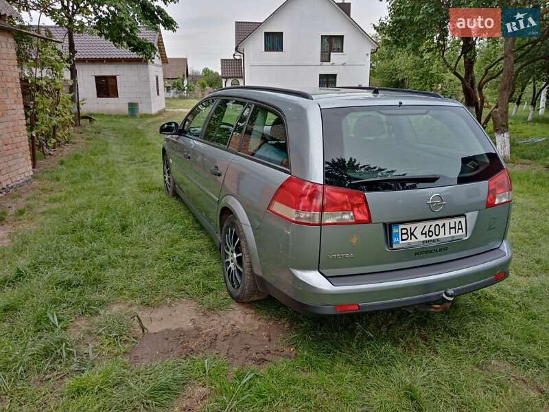 Універсал Opel Vectra 2008 в Рівному