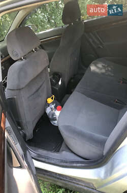 Седан Opel Vectra 2005 в 