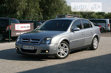 Седан Opel Vectra 2004 в 