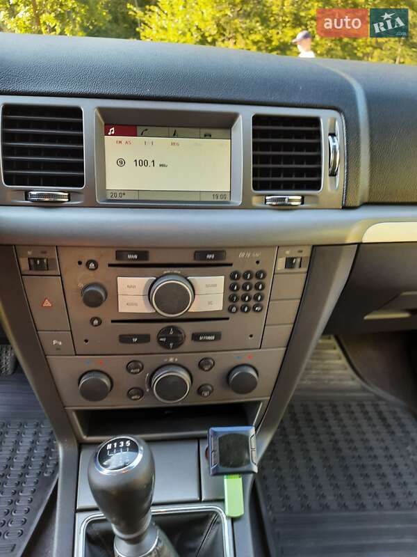 Универсал Opel Vectra 2007 в Костополе
