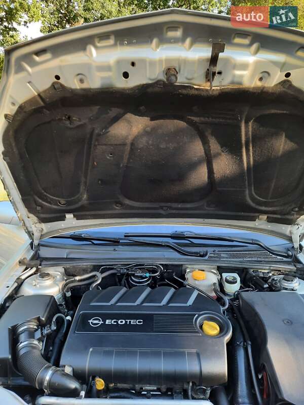 Универсал Opel Vectra 2007 в Костополе