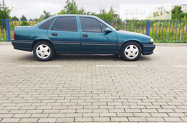 Седан Opel Vectra 1995 в 
