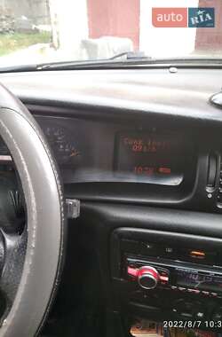 Лифтбек Opel Vectra 2001 в 