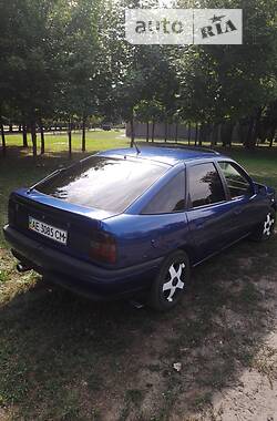 Хэтчбек Opel Vectra 1992 в Кривом Роге