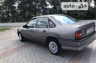 Седан Opel Vectra 1990 в 