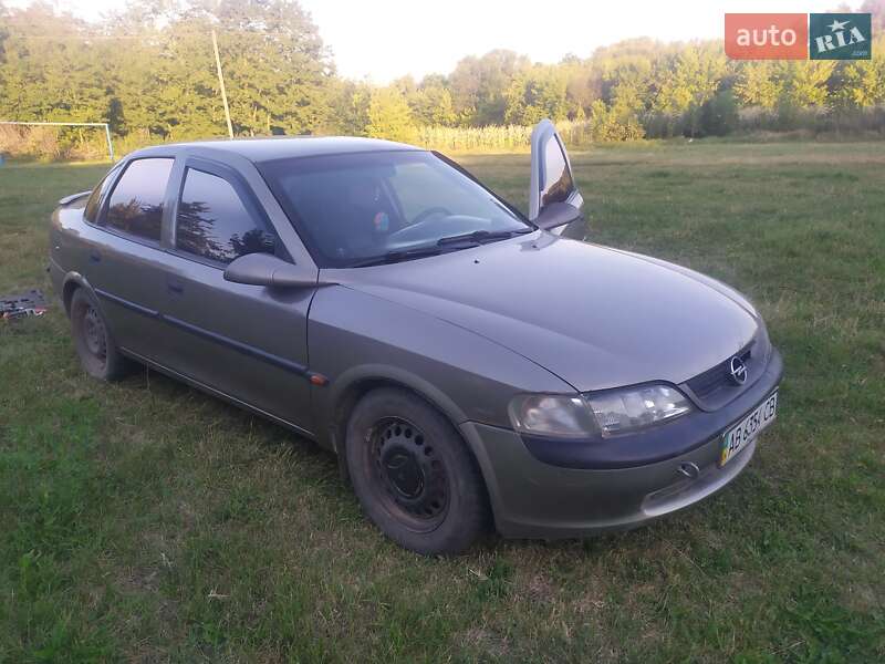 Седан Opel Vectra 1998 в Бершади фото 16 Седан Opel Vectra 1998 в Бершади