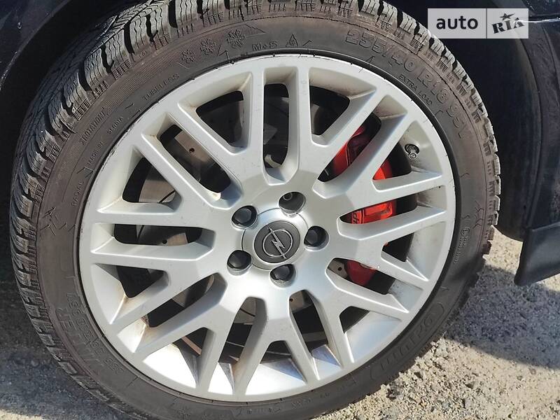 Седан Opel Vectra 2004 в Одесі