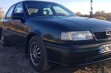 Седан Opel Vectra 1995 в Львове