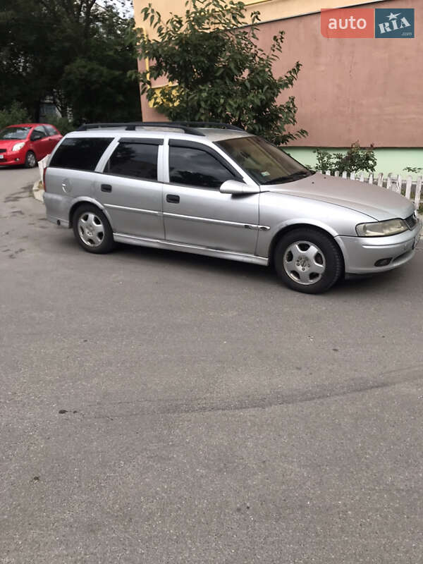 Універсал Opel Vectra 2001 в Чернігові фото 2 Універсал Opel Vectra 2001 в Чернігові