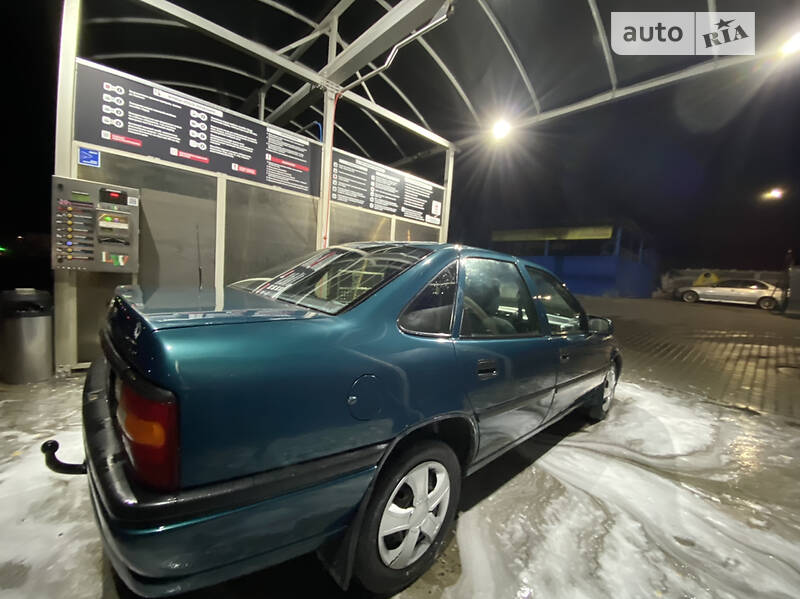 Седан Opel Vectra 1994 в Івано-Франківську фото 3 Седан Opel Vectra 1994 в Івано-Франківську