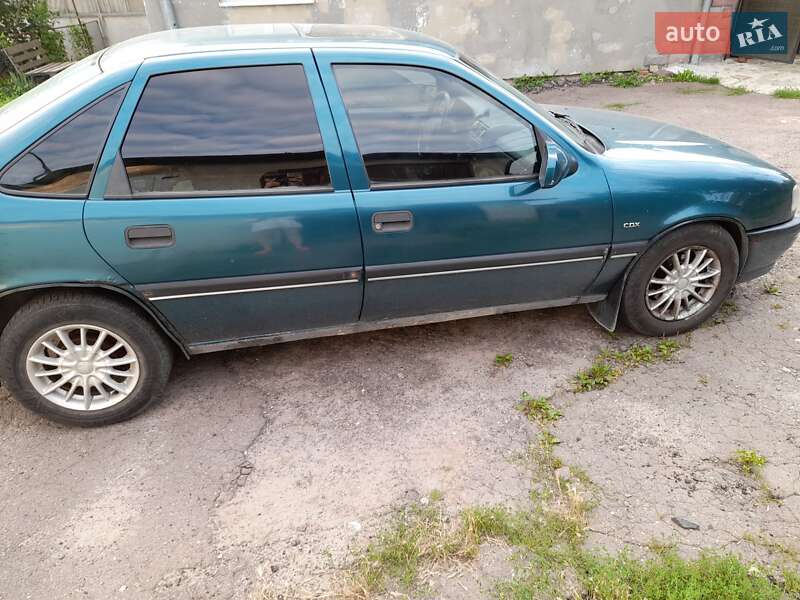 Седан Opel Vectra 1995 в Львові фото 8 Седан Opel Vectra 1995 в Львові
