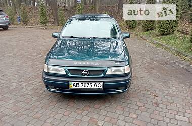 Седан Opel Vectra 1995 в Дрогобыче