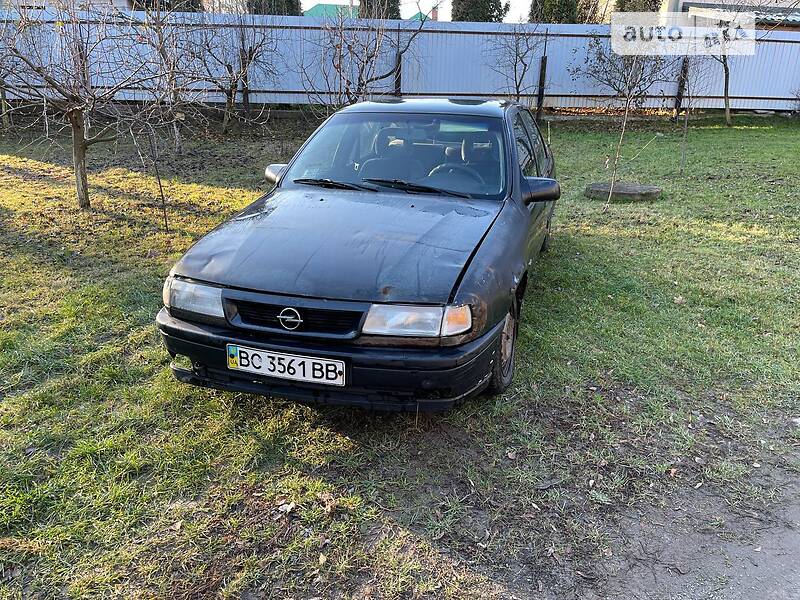 Ліфтбек Opel Vectra 1995 в Львові