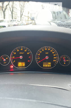 Лифтбек Opel Vectra 2002 в Львове