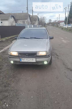 Лифтбек Opel Vectra 1994 в Тлумаче