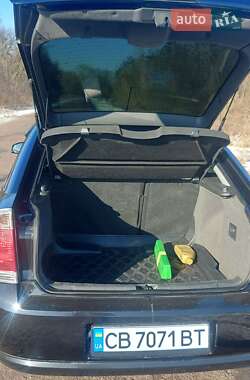 Лифтбек Opel Vectra 2005 в Бахмаче