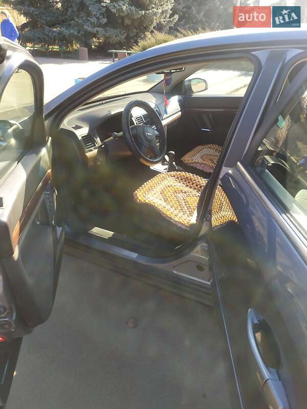 Седан Opel Vectra 2002 в Захарівці
