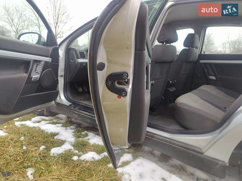 Седан Opel Vectra 2005 в Старой Синяве фото 11 Седан Opel Vectra 2005 в Старой Синяве