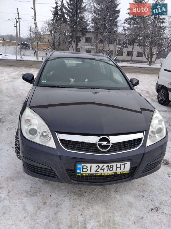 Универсал Opel Vectra 2005 в Зенькове