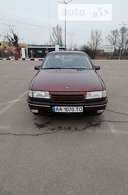 Седан Opel Vectra 1991 в Киеве