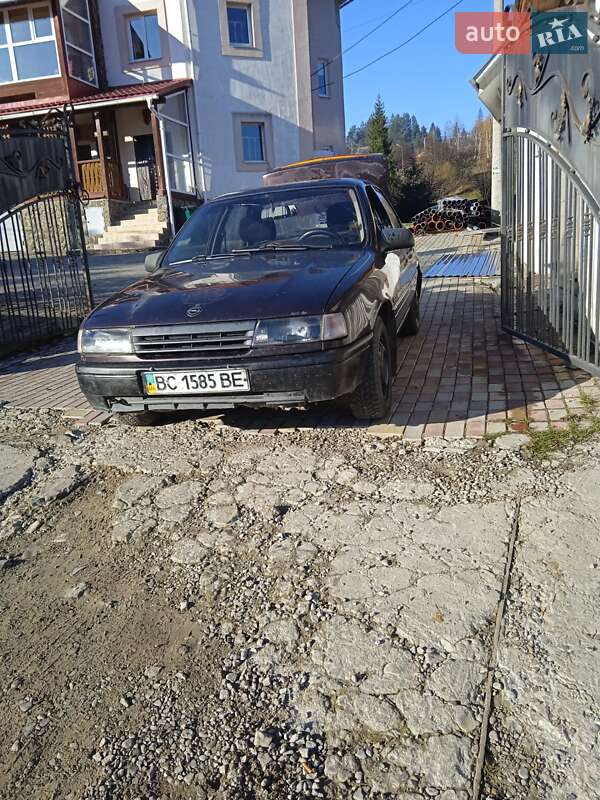 Седан Opel Vectra 1992 в Славському