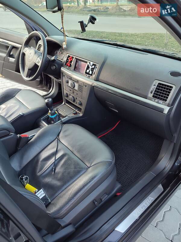 Универсал Opel Vectra 2008 в Калуше