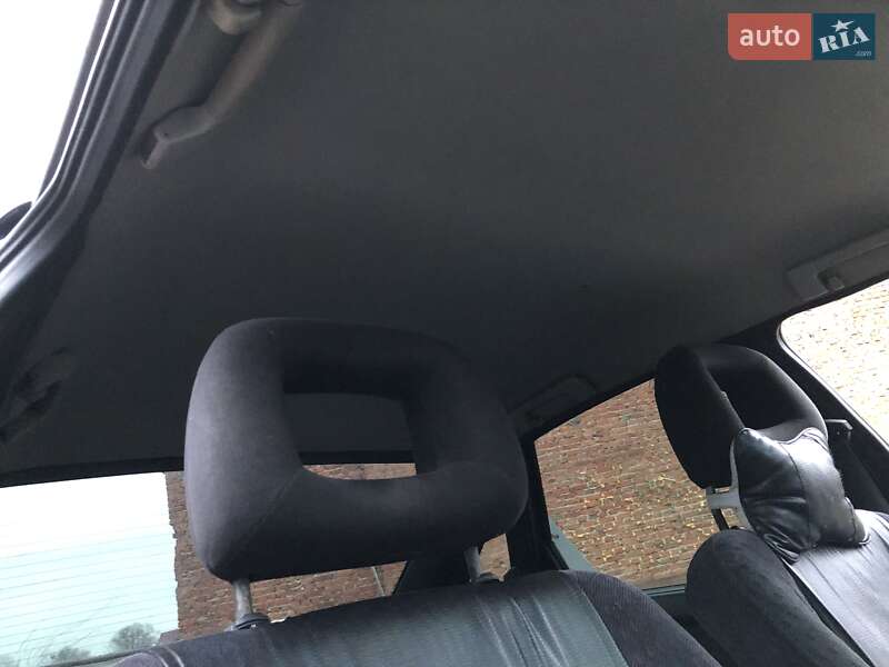 Седан Opel Vectra 1993 в Львові