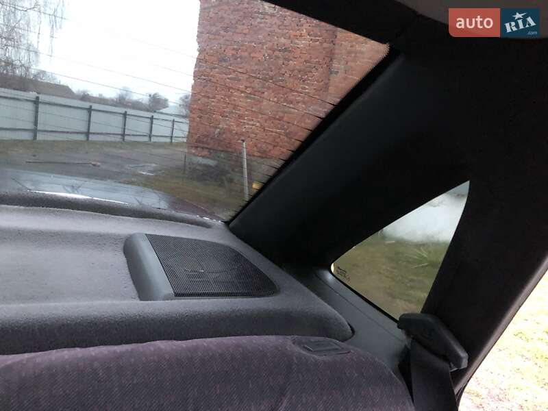 Седан Opel Vectra 1993 в Львові