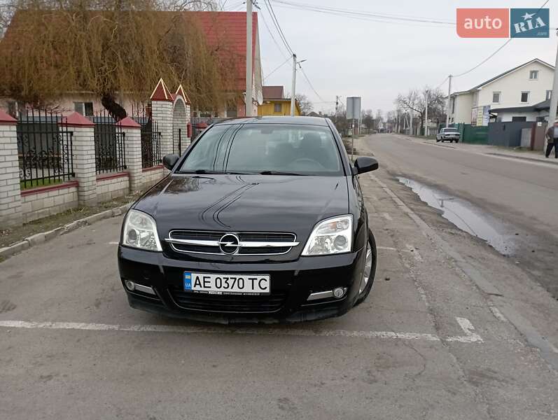 Седан Opel Vectra 2003 в Днепре